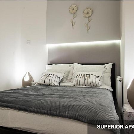 Bpr Agathe Elegant Suite With Parliament View Budapeste Exterior foto