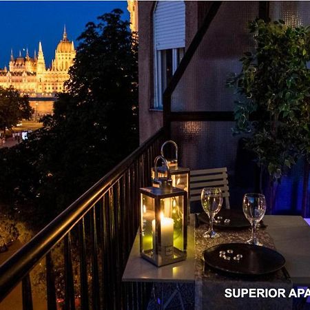Bpr Agathe Elegant Suite With Parliament View Budapeste Exterior foto
